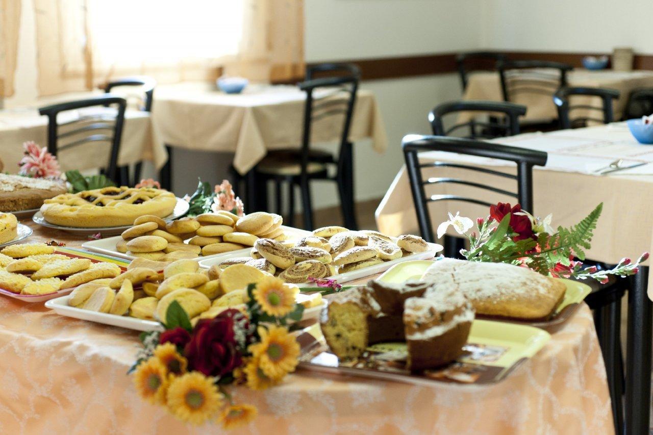 קרביה Hotel Giunchi מראה חיצוני תמונה